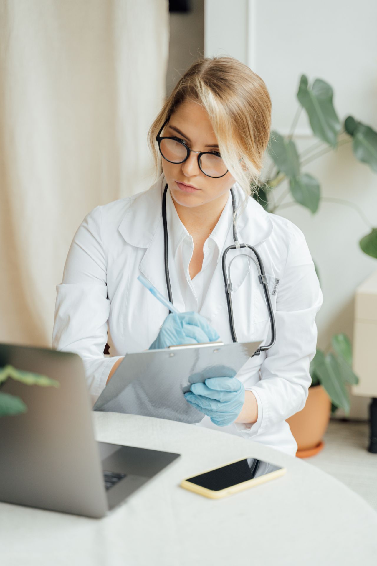 Fixer un RDV de consultation avec un médecin à Ecublens 