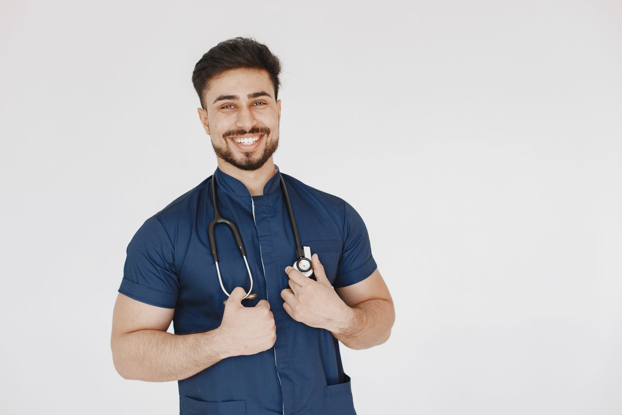 un médecin du centre médical d'Ecublens se déplace chez vous pour une consultation