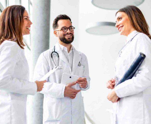 L'équipe médicale du cabinet MEDERI d'Écublens : 40 ans de médecine de famille